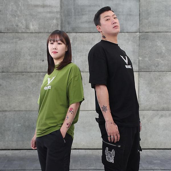  싸파 베나스 프론트 포인트 반팔 티셔츠 루즈핏 오버핏