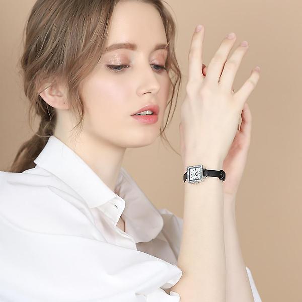 [디유아모르/BWI-00001] 디유아모르 여성 가죽밴드시계 DAW6101L-BK 다이아몬드 시계