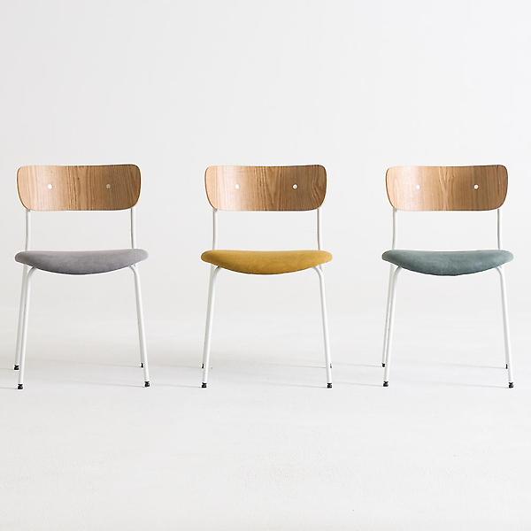  아이앤 린시 우드 등받이 화이트바디 체어 FU