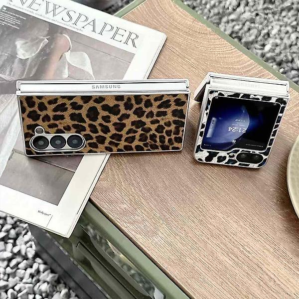  갤럭시 Z플립7 지플립7 레오파드 호피 하드 케이스