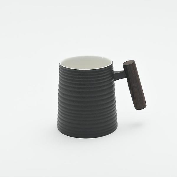  고원 계수나무 머그컵 블랙 줄무늬
