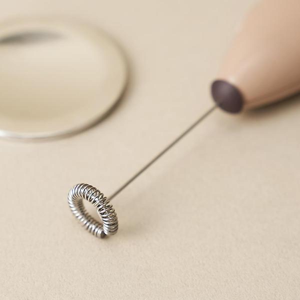  하리오 전동 우유거품기 CZ-1BR 말차라떼 전동차선 미니 핸드 자동 휘핑기