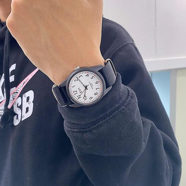  EUI 공용 우레탄 공무원 학생 수능 수험시계 아날로그 손목시계 EUI3102-BW