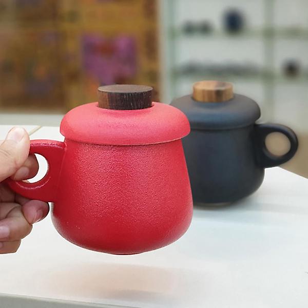  고원 도토리 도자기 필터 머그컵 350ml 레드 차거름망 찻잔