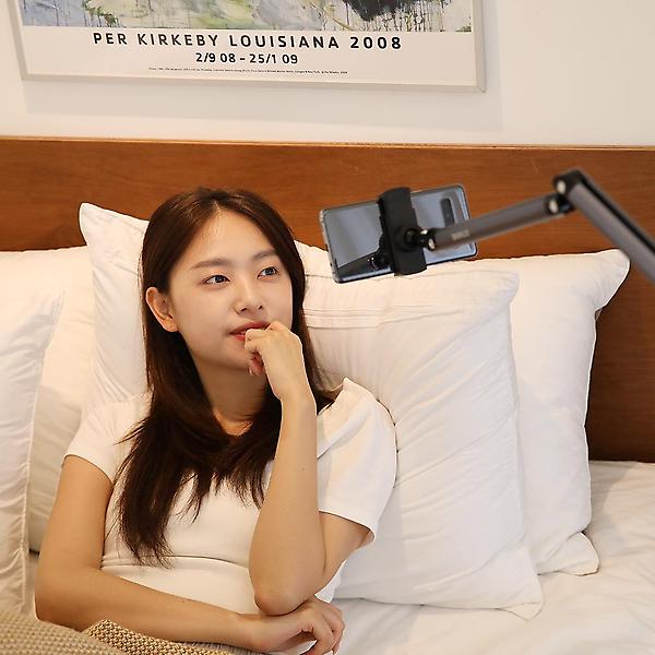  로보 핸드폰 거치대 맥세이프 마그네틱 수직촬영 항공샷 스탠드 스마트폰 전용 자바라 침대 거치대