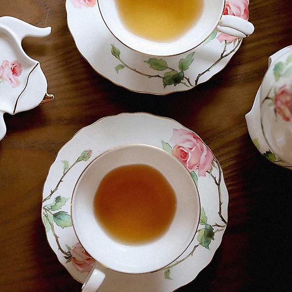  고원 로즈가든 골드림 도자기 찻잔세트 L 250ml 2인조