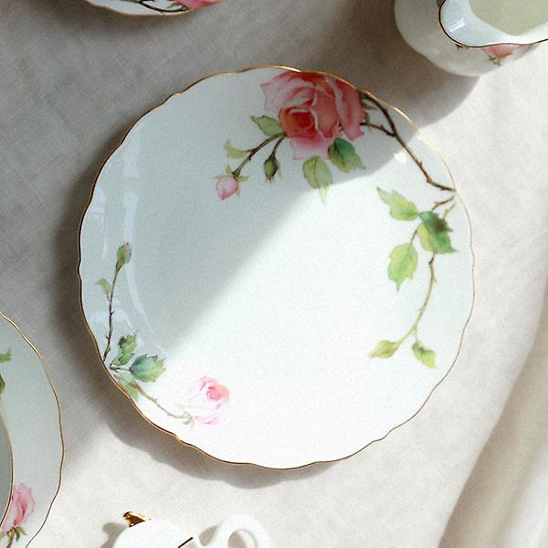  고원 로즈가든 골드림 도자기 접시 L 27cm