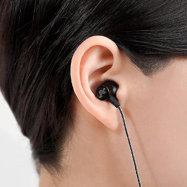  에이투 AT0101 티타늄 드라이버 커널형 인이어 유선 이어폰