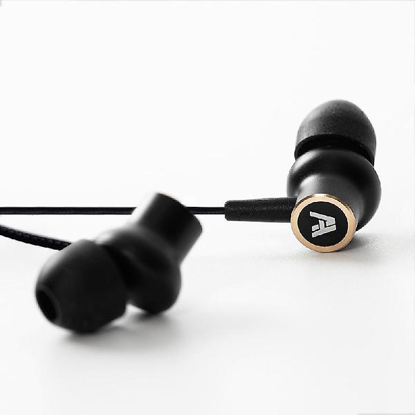  에이투 AW111C C타입 티타늄 드라이버 게이밍 유선 이어폰